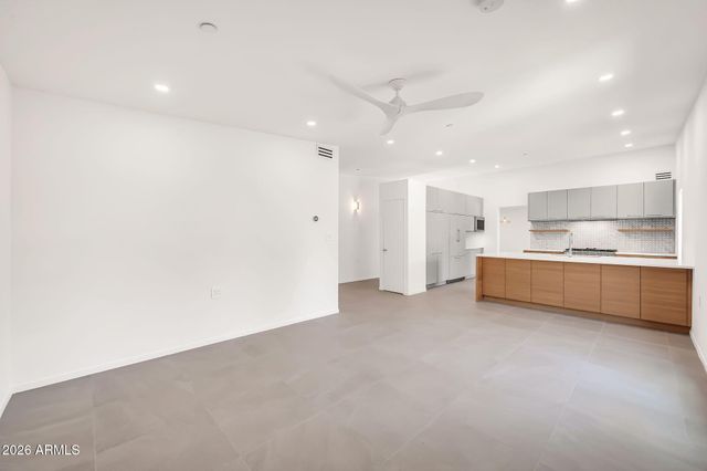 2325 N 64TH Street, Scottsdale, AZ 85257