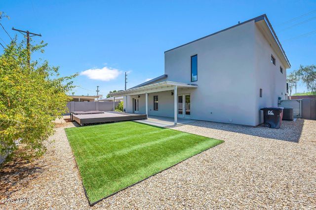 2325 N 64TH Street, Scottsdale, AZ 85257