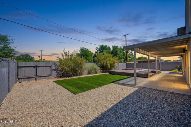 2325 N 64TH Street, Scottsdale, AZ 85257
