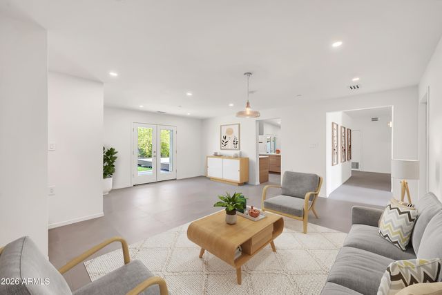 2325 N 64TH Street, Scottsdale, AZ 85257