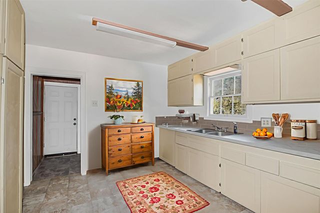 1207 E 27th Street, Bryan, TX 77803