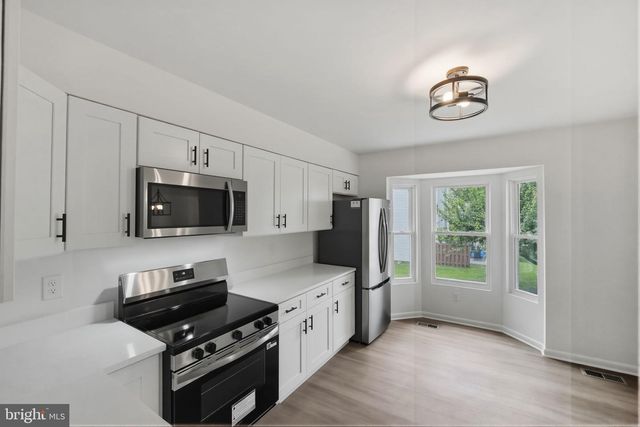 2846 SCHOOLHOUSE CIR, Silver Spring, MD 20902