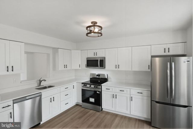 2846 SCHOOLHOUSE CIR, Silver Spring, MD 20902