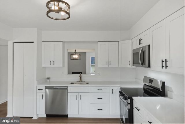 2846 SCHOOLHOUSE CIR, Silver Spring, MD 20902