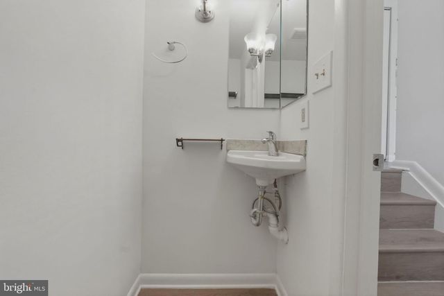 2846 SCHOOLHOUSE CIR, Silver Spring, MD 20902