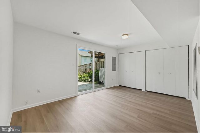 2846 SCHOOLHOUSE CIR, Silver Spring, MD 20902