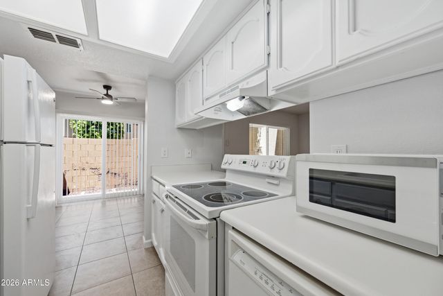 1455 N ALMA SCHOOL Road 14, Mesa, AZ 85201