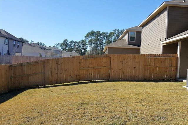 105 Wickersham A, Conroe, TX 77304