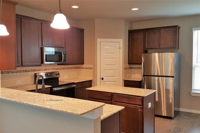 105 Wickersham A, Conroe, TX 77304