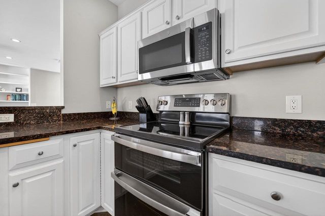 7571 Heather Knoll Lane, Verona, WI 53593