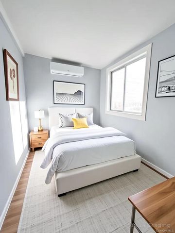 88 Warren Street, Staten Island, NY 10304