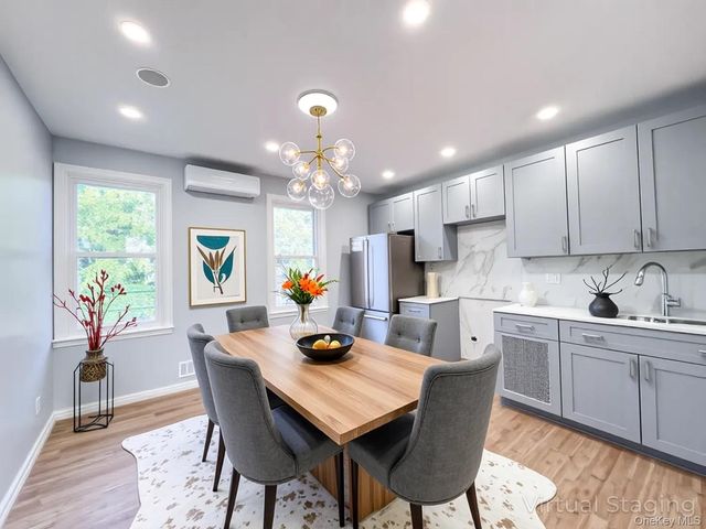 88 Warren Street, Staten Island, NY 10304