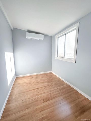 88 Warren Street, Staten Island, NY 10304