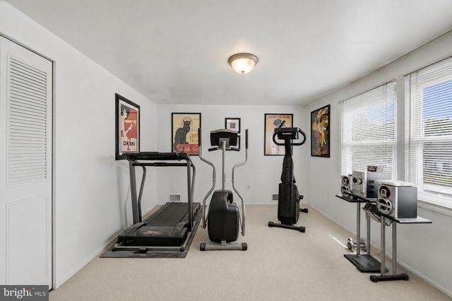 10 GALTON LN, Willingboro, NJ 08046