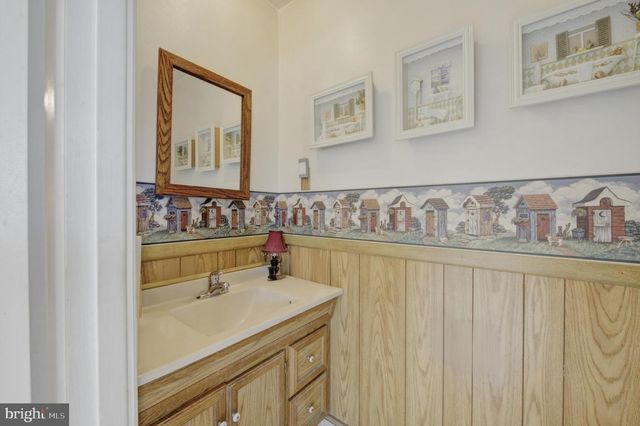 10 GALTON LN, Willingboro, NJ 08046