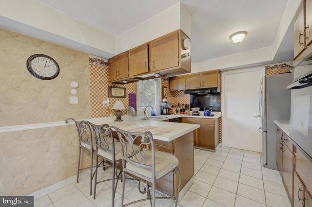 10 GALTON LN, Willingboro, NJ 08046