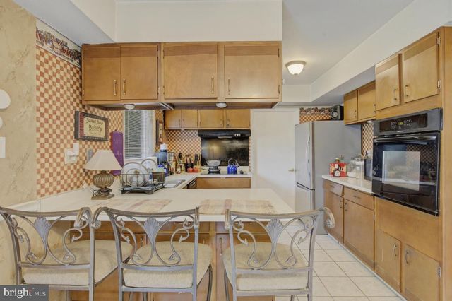 10 GALTON LN, Willingboro, NJ 08046