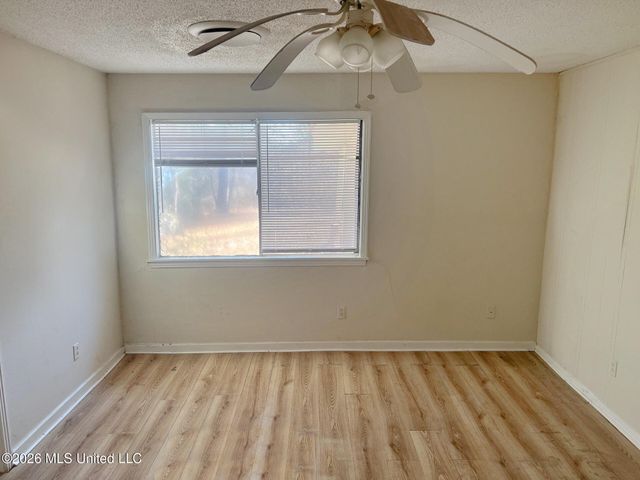 800 Meadow Hill Drive, Clinton, MS 39056