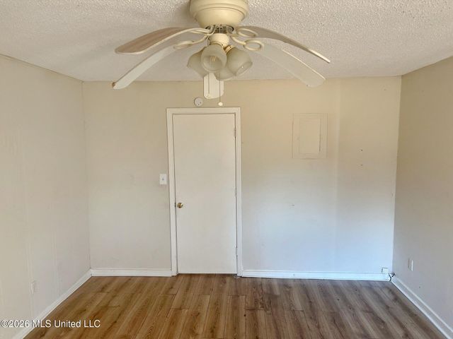 800 Meadow Hill Drive, Clinton, MS 39056