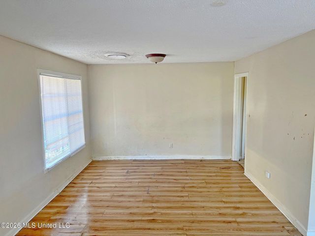 800 Meadow Hill Drive, Clinton, MS 39056