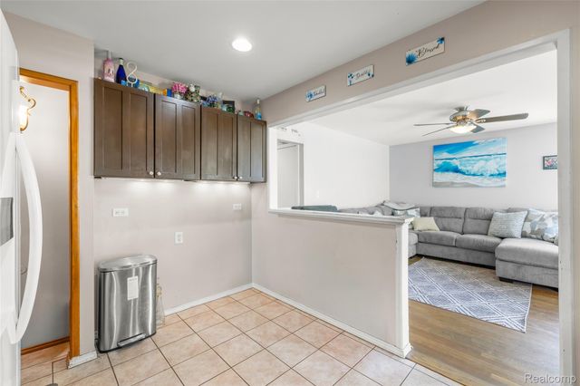 23421 Allor Street, St. Clair Shores, MI 48082