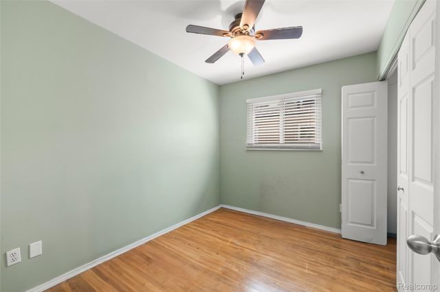 23421 Allor Street, St. Clair Shores, MI 48082