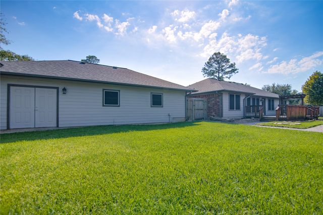 5036 Singletary Road, Alvin, TX 77511