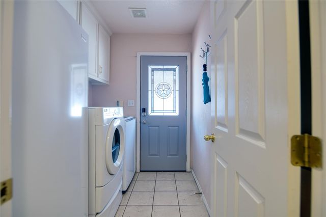 5036 Singletary Road, Alvin, TX 77511