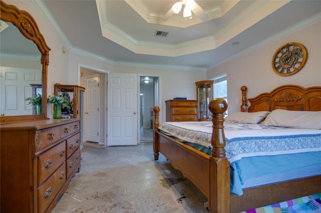 5036 Singletary Road, Alvin, TX 77511