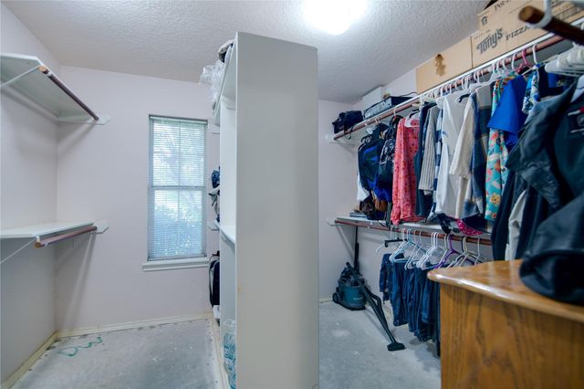 5036 Singletary Road, Alvin, TX 77511