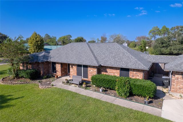 5036 Singletary Road, Alvin, TX 77511