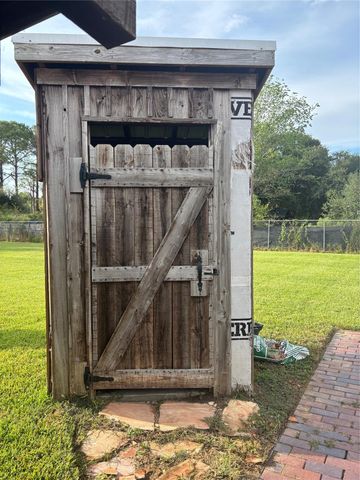 5036 Singletary Road, Alvin, TX 77511