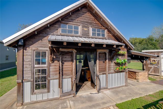 5036 Singletary Road, Alvin, TX 77511