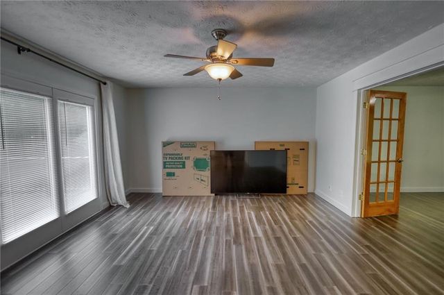 455 Riverbend Drive, Mcdonough, GA 30252