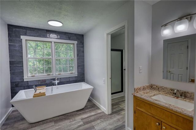 455 Riverbend Drive, Mcdonough, GA 30252