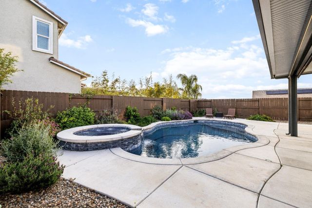 606 Brooklyn Ct, Lincoln, CA 95648