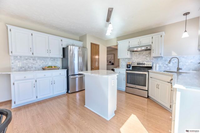 3117 N 125th Street, Omaha, NE 68164