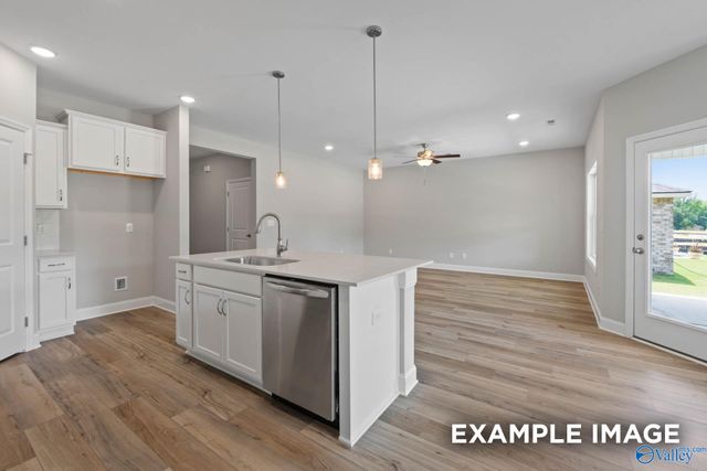 3705 Jaguar Way NW, Huntsville, AL 35810