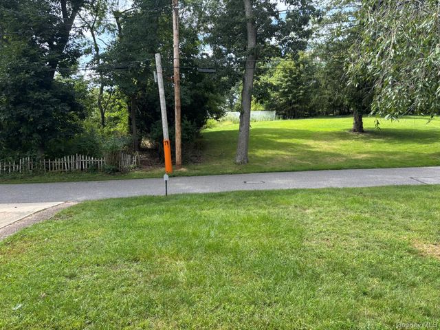 219 Shafter Street, Islandia, NY 11749