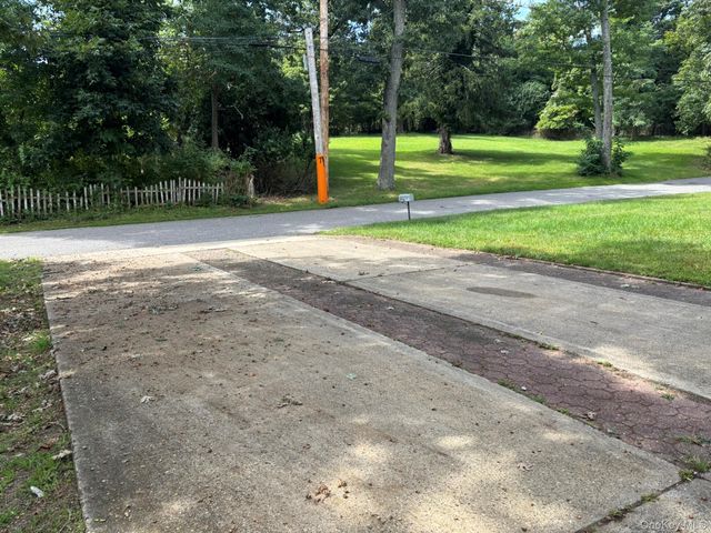 219 Shafter Street, Islandia, NY 11749