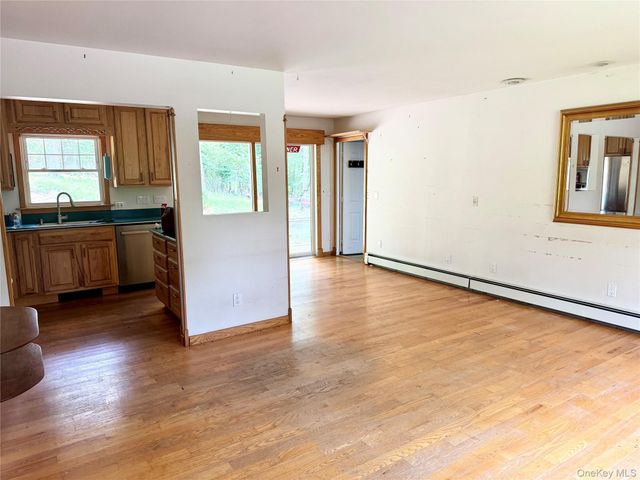 219 Shafter Street, Islandia, NY 11749