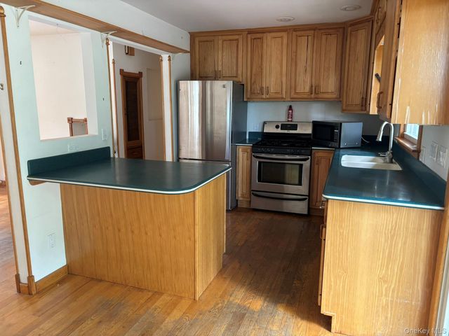 219 Shafter Street, Islandia, NY 11749