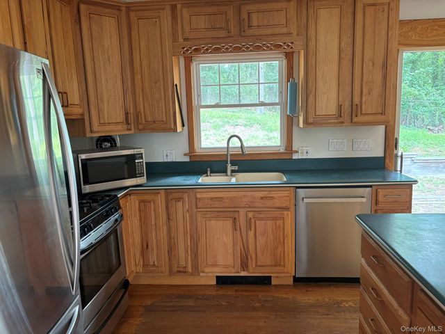 219 Shafter Street, Islandia, NY 11749