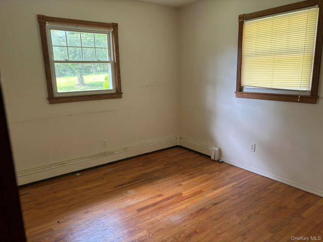219 Shafter Street, Islandia, NY 11749
