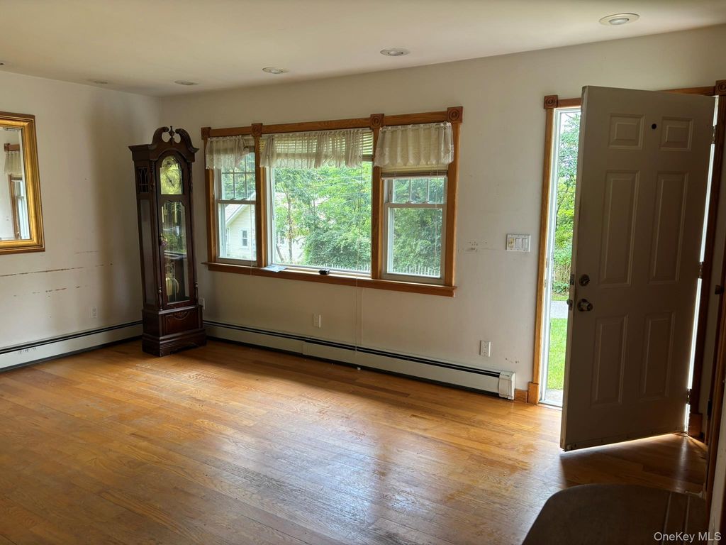 219 Shafter Street, Islandia, NY 11749 — photo 3
