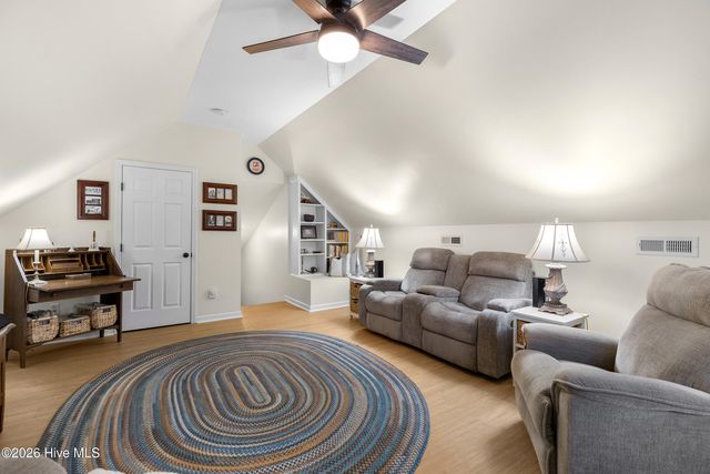 6201 Ambleside Drive, Wilmington, NC 28409