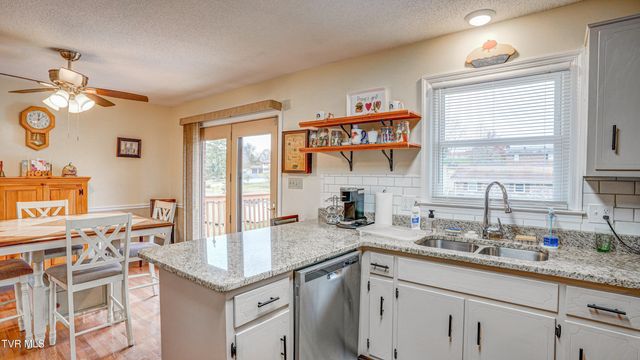 415 Heritage Drive, Bristol, VA 24201