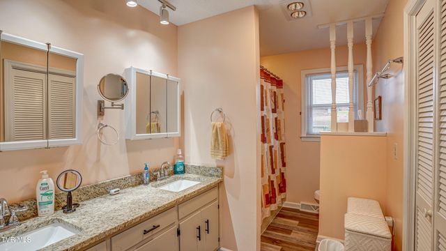 415 Heritage Drive, Bristol, VA 24201