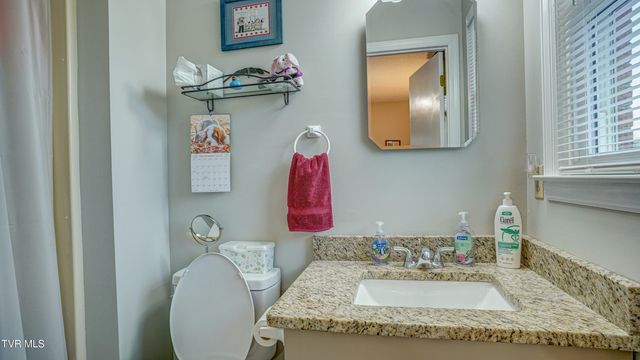 415 Heritage Drive, Bristol, VA 24201