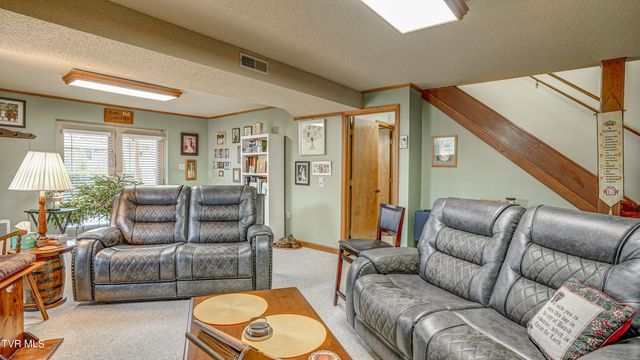 415 Heritage Drive, Bristol, VA 24201